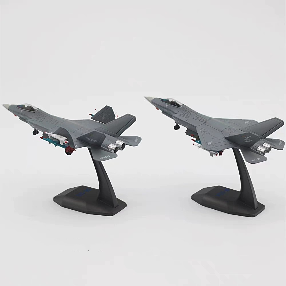 Modellino di Aereo J-35 in Sca - Home Office Pay recensione e prezzo